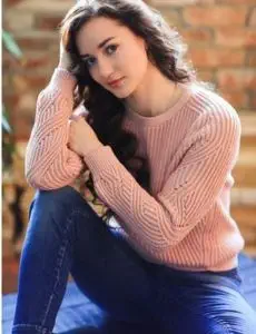 Elite escort service in Shendurjana for home and hotel visits